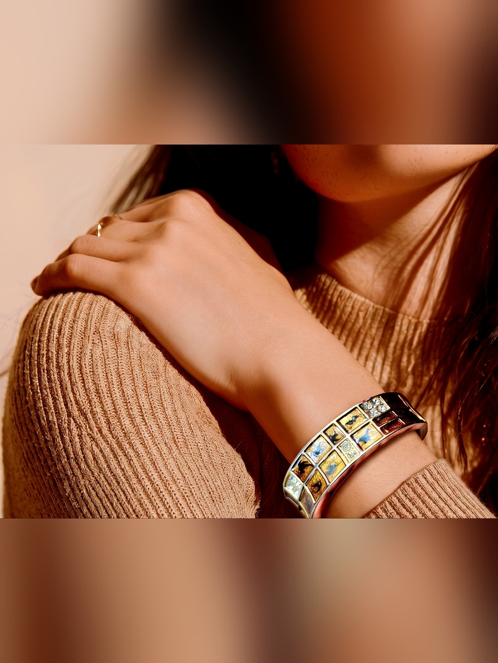 Vintage Stylish Hinged Cuff Bracelet